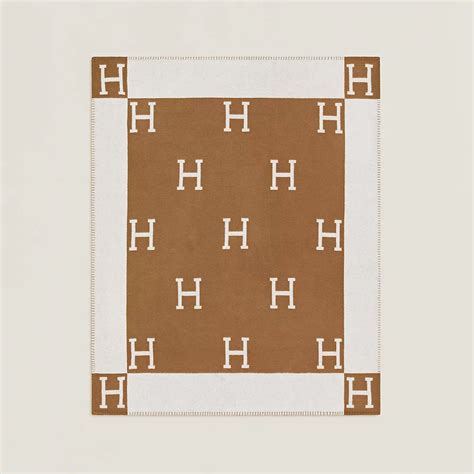 Hermès Avalon Throw Blanket Details: Cost, History and How to .